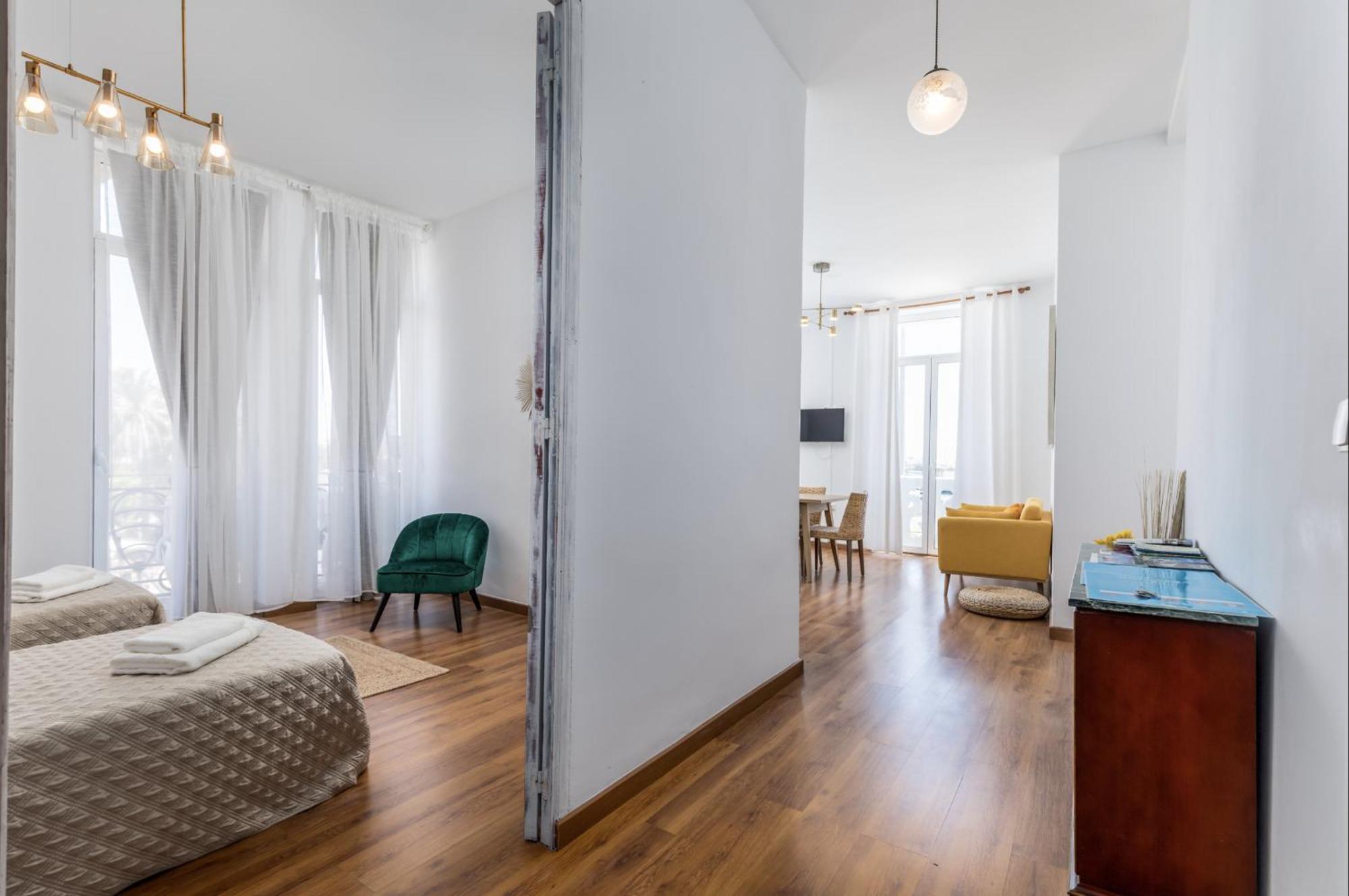 New Calabuig Apartaments บาเลนเซีย ภายนอก รูปภาพ